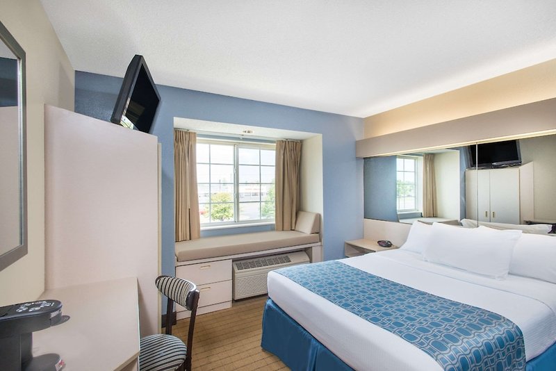 Hotel Microtel Inn & Suites By Wyndham Seneca Falls