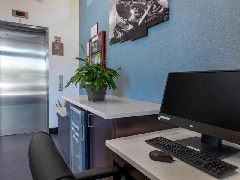 Hotel Avion Inn Near Lga Airport, Ascend Hotel Collection