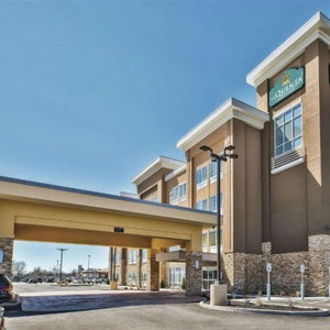 Hotel La Quinta Inn & Suites By Wyndham Niagara Falls cazare Niagara Falls