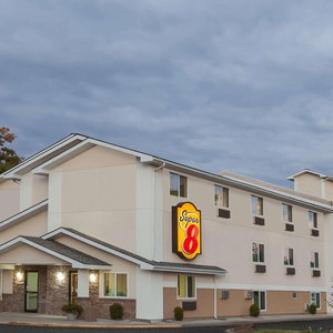 Hotel Super 8 By Wyndham Latham/Albany Airport cazare Latham