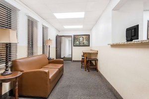 Hotel Super 8 By Wyndham Montgomery Maybrook cazare Montgomery
