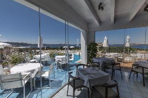 Hotel Grand Relais Dei Nuraghi cazare Sardinia