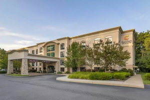Hotel Comfort Inn & Suites cazare Lake George