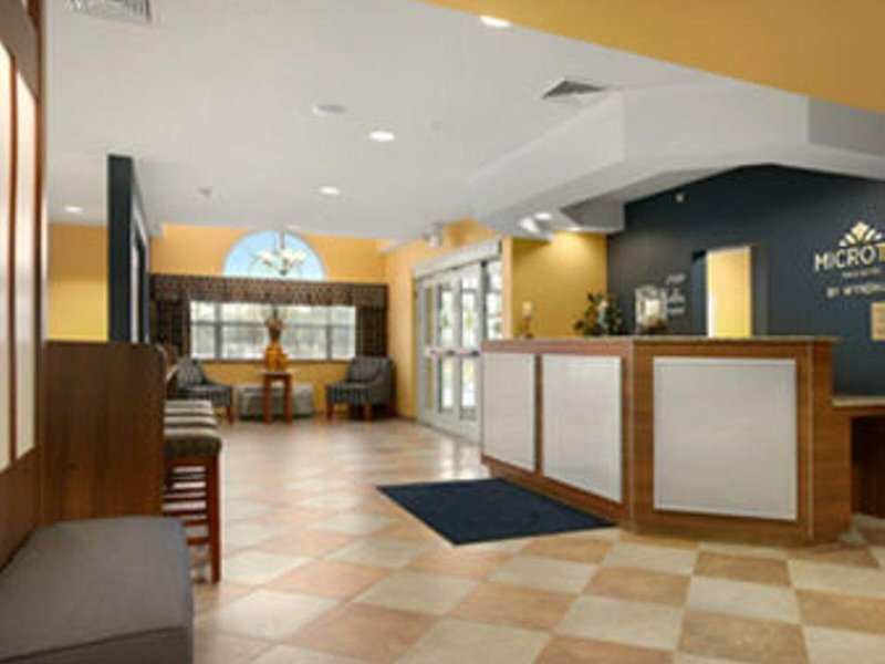 Hotel Microtel Inn & Suites By Wyndham Chili/Rochester Airport