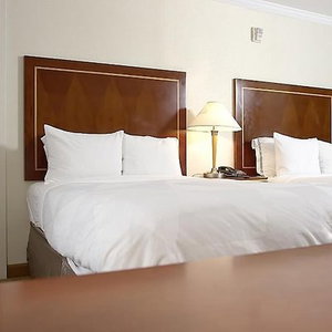 Hotel Hotel Executive Suites cazare Carteret