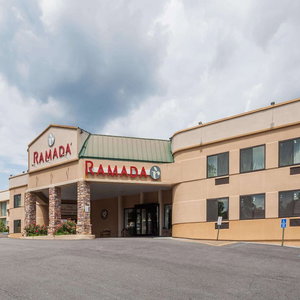 Hotel Ramada By Wyndham Newburgh/West Point cazare Newburgh