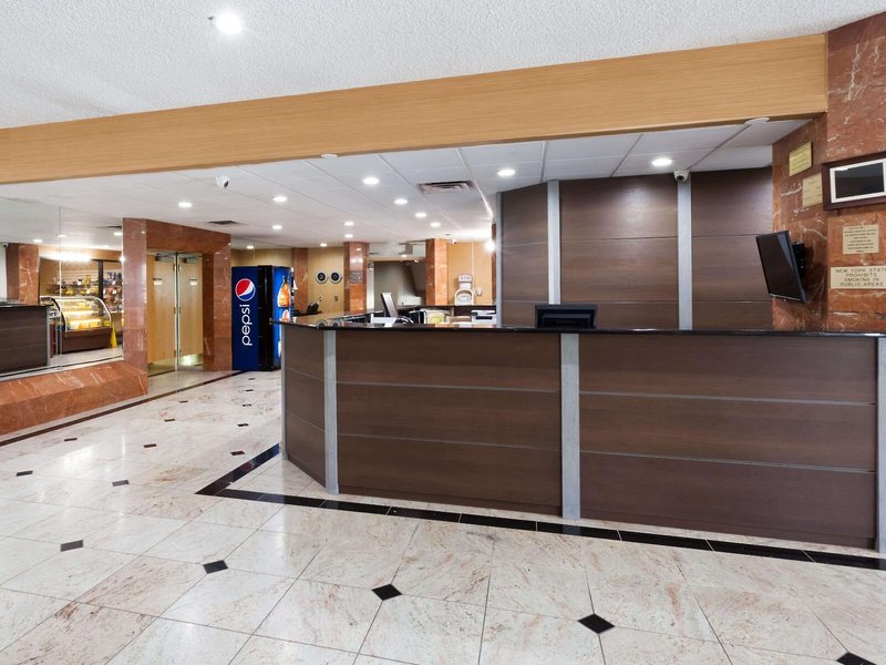 Ramada By Wyndham Newburgh/West Point