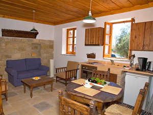 Hotel Eveleos Country House cazare Tochni