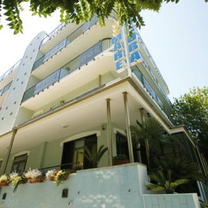 Hotel Aurora Mare cazare Adria