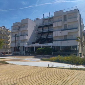 Hotel Executive La Fiorita cazare Adria