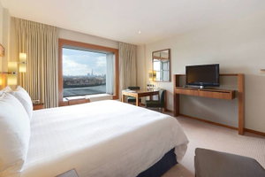 Hotel Canary Riverside Plaza Hotel cazare Londra