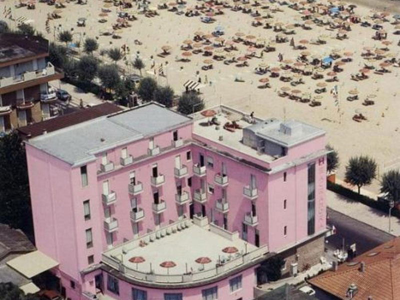 Hotel Sacramora