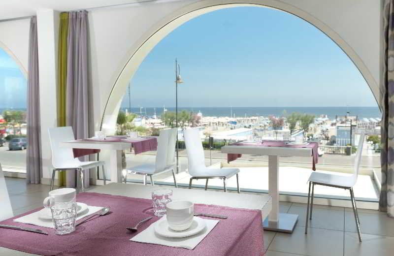 Hotel Yes Hotel Touring