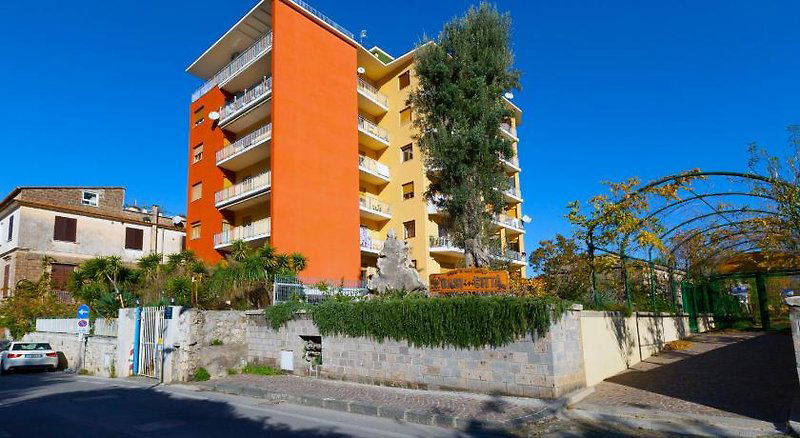 Hotel Sirocco Suites