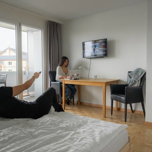 Hotel Nyon Hostel cazare Nyon