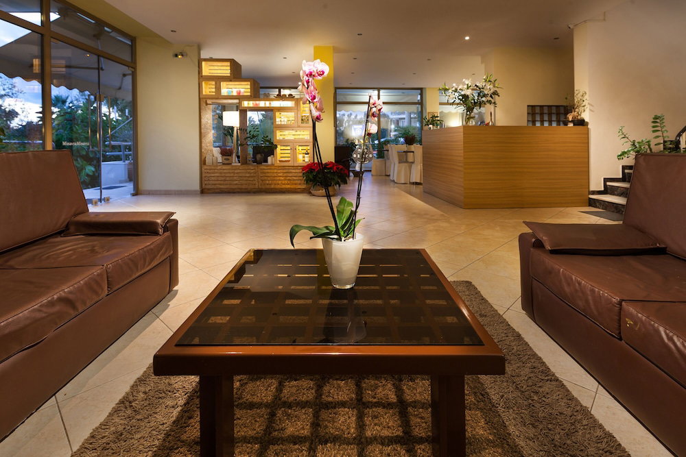 Hotel Minavra Hotel