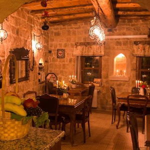 Hotel Melekler Evi Cave cazare UErguep