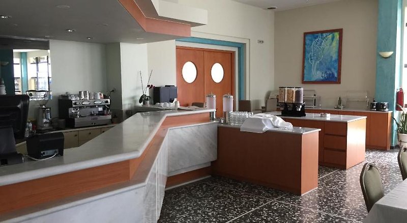 Ostria Hotel