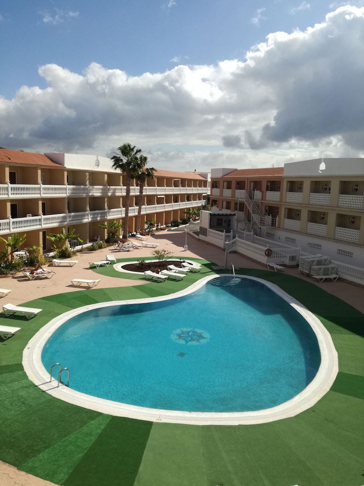 Hotel Apartamentos Parque Carolina