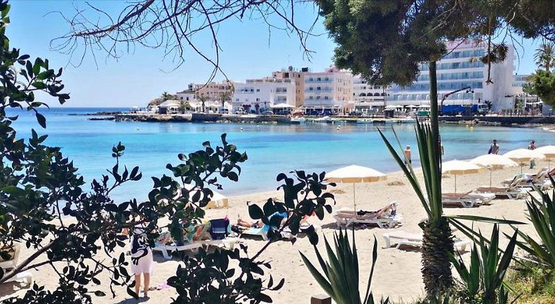 Hotel Hostal Las Arenas