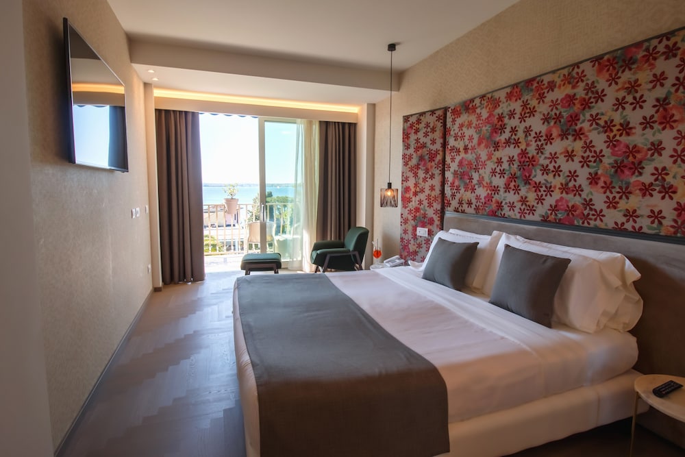 Hotel Olivi Hotel And Natural Spa