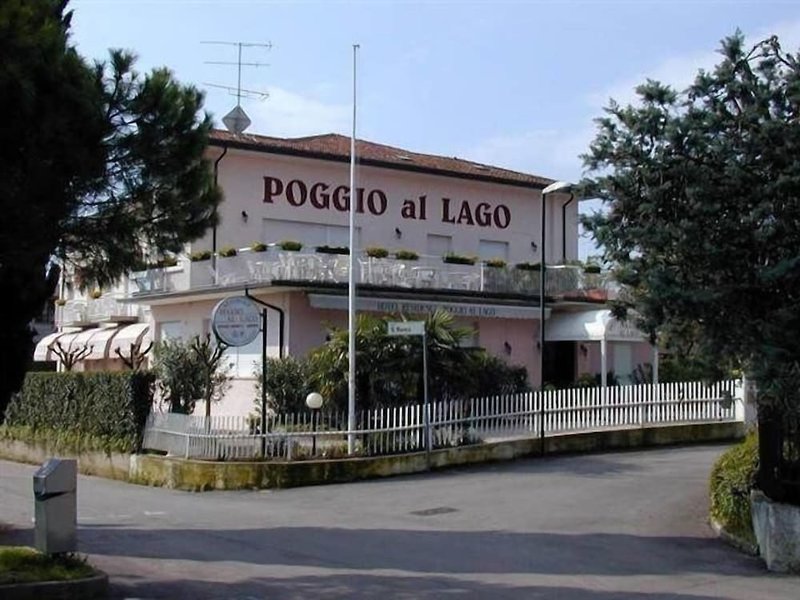 Hotel Poggio Al Lago
