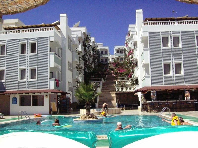 Hotel Sunpoint Suites