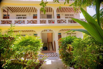 Baraka Beach Bungalows