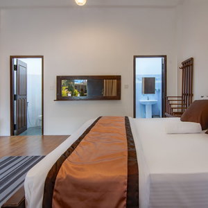 Hotel Queen's Bay Hotel cazare Arugam Bay