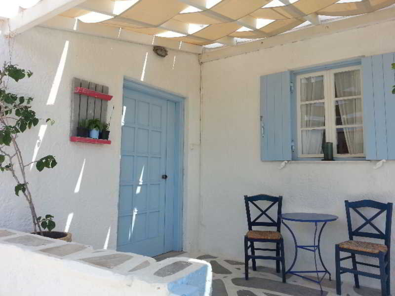 Nauma Paros