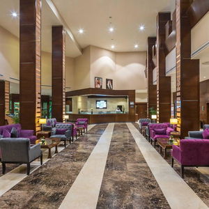 Sejur Holiday Inn Riyadh - Al Qasr vacanta Riyadh