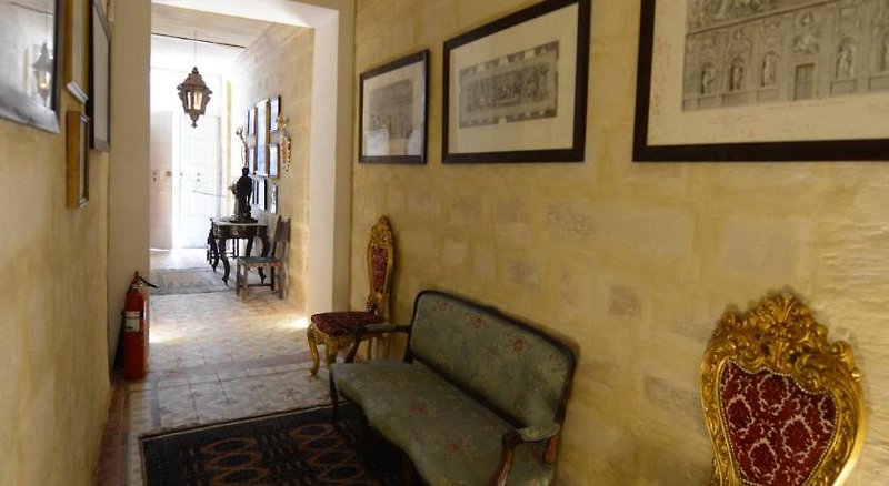 Paulos Boutique Hotel