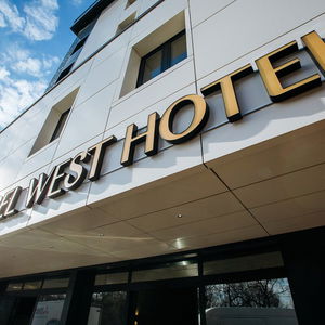 Hotel Hotel Nobel West cazare Novi Beograd