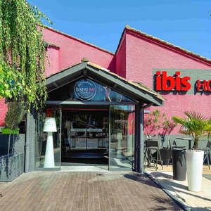 Hotel Hôtel Ibis Mâcon Sud cazare Creches-sur-Saone