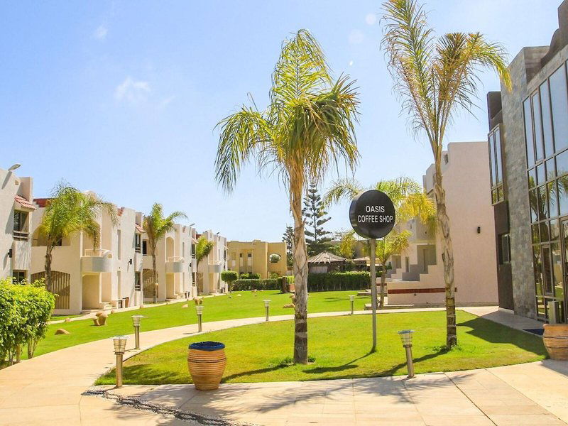 Hotel Green Leaves Residential