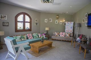 Dorman Suites