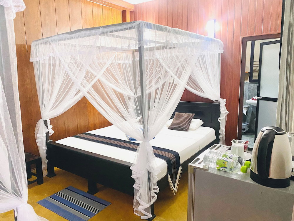 Coco Palm Villa And Cabanas