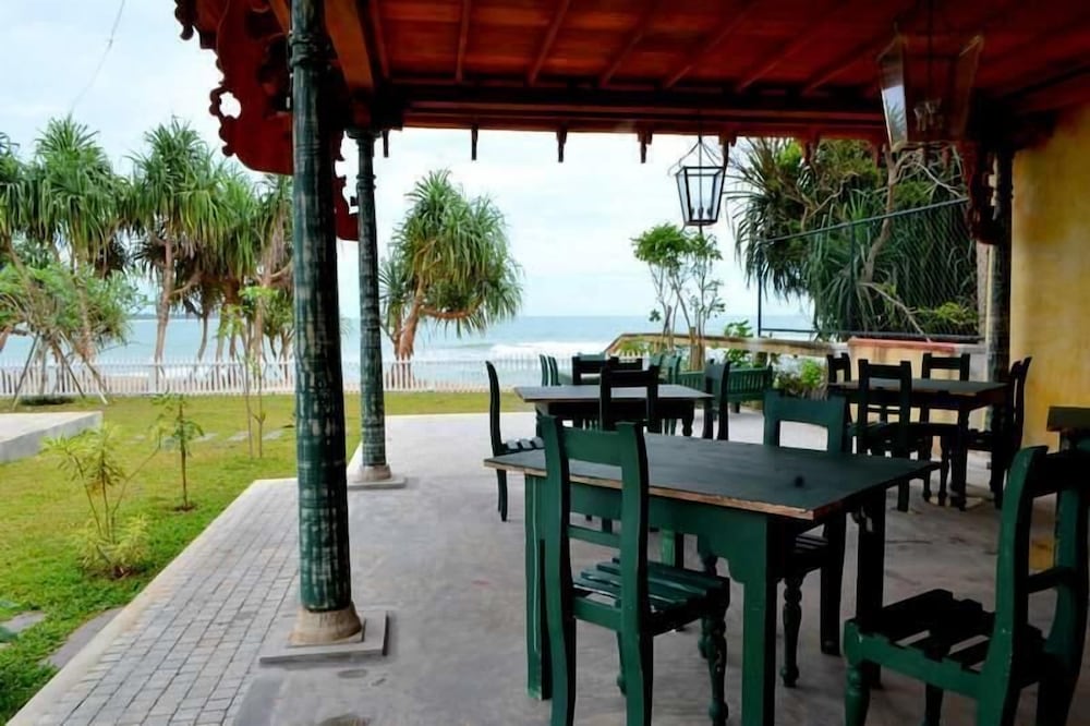 Guru Beach Resort