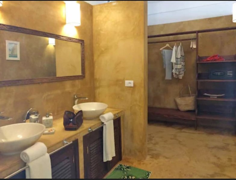 Hotel Pongwe Bay Resort