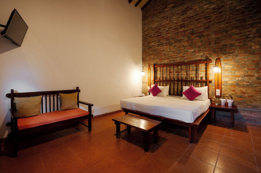 Hotel The Coastal Village Cabanas