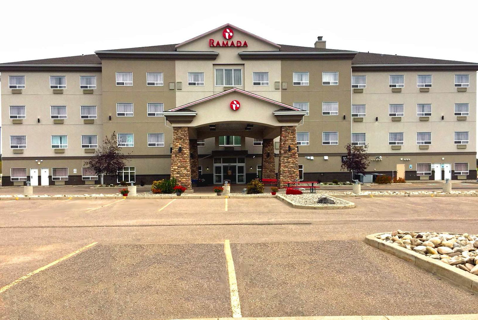 Hotel Ramada By Wyndham Lac La Biche