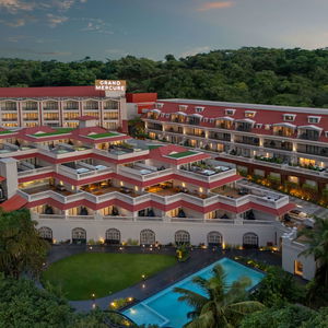 Hotel Grand Mercure Goa Candolim cazare Candolim