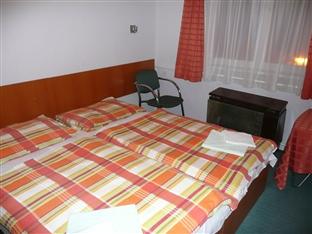 Touring Hotel
