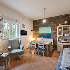 Hotel Homely Apartment In Genova With Sea Nearby cazare Pakostane