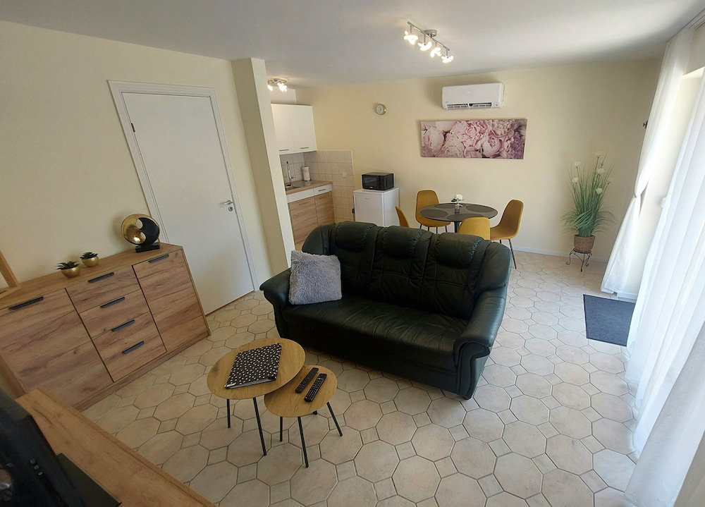 Hotel Buk City Apartments