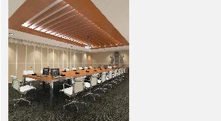 Hotel Fairfield By Marriott Bali Kuta Sunset Road