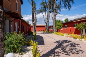 Hotel Tiber Village cazare Roma