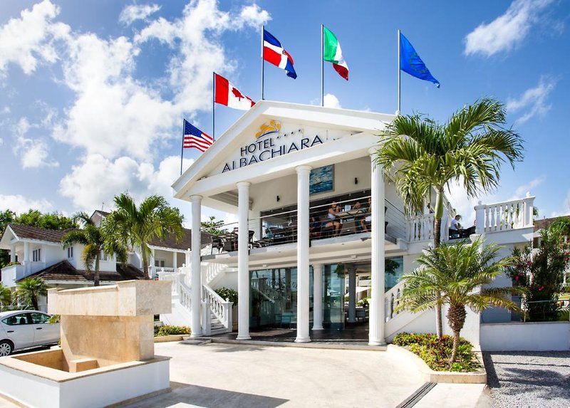 Hotel Albachiara Beachfront Hotel