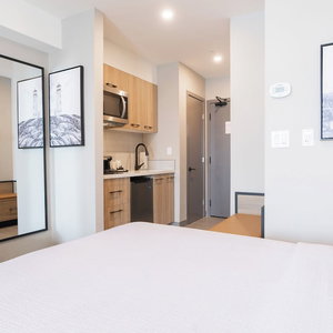 Hotel Sandman Signature Winnipeg Airport Hotel & Suites cazare Winnipeg