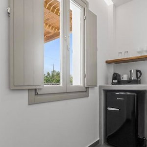Hotel Mountain And Sea Suites cazare Kamari